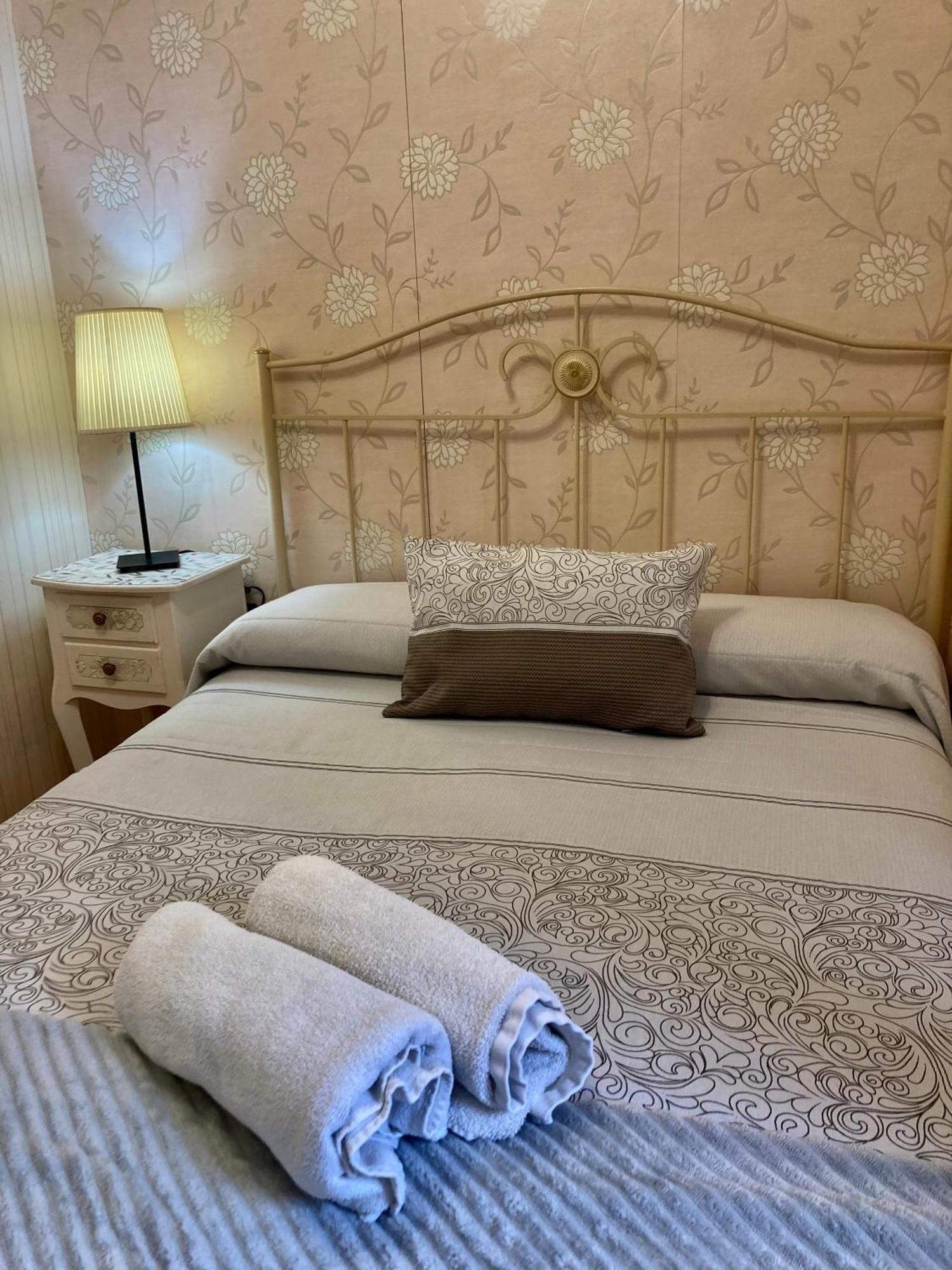 La Alpargateria Bed & Breakfast Villafranca Montes De Oca Eksteriør bilde